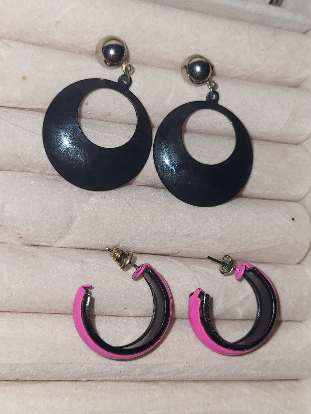 Retro Statement Earring Lot Mod Black Crescent Dangles & 80s Pink Black C-Hoops